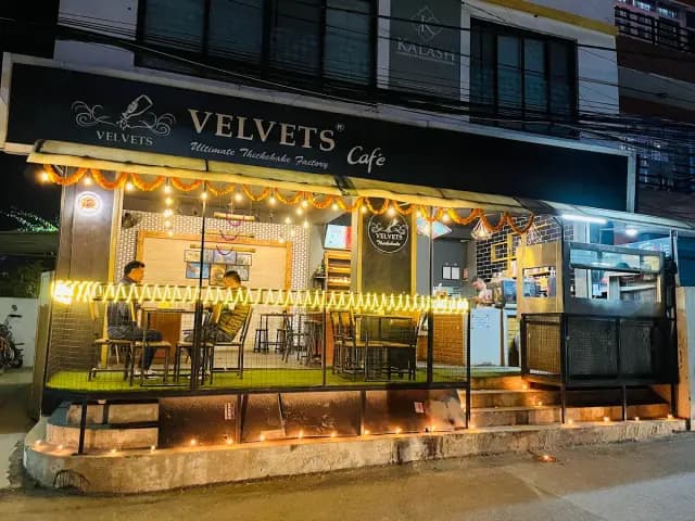 Velvets Cafe