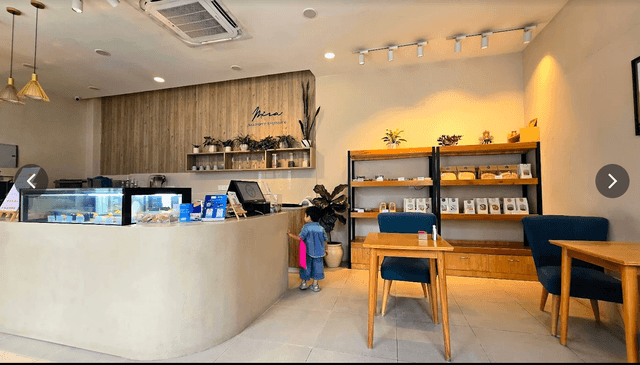Mira cafe
