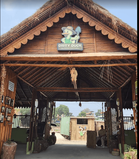 Dirty Duck Outdoor & Farm