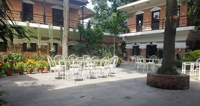 Dhokaima Cafe