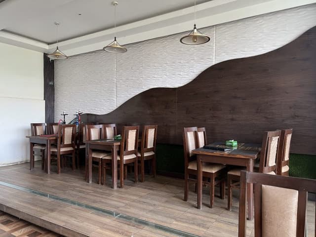 Place photo 4