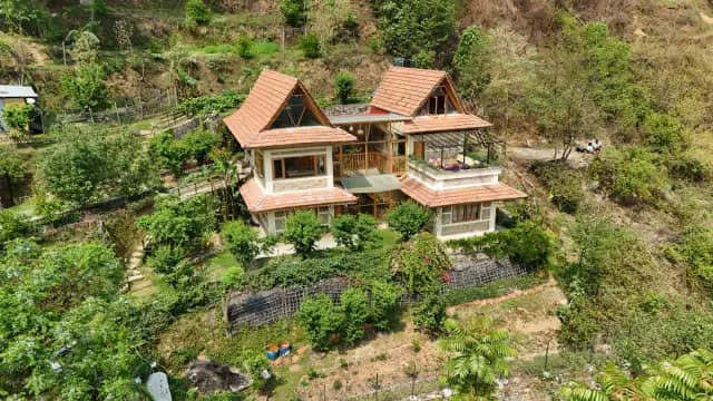 Neo Farm Retreat